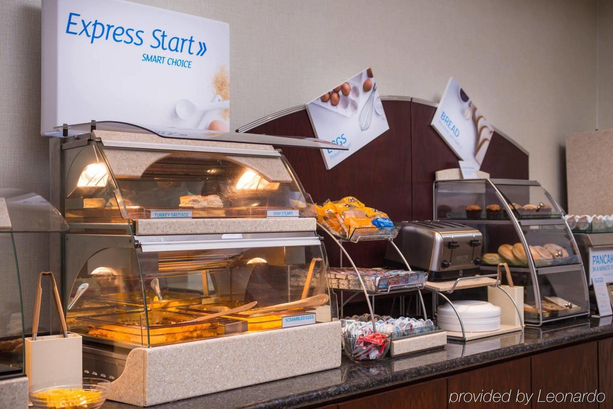 Holiday Inn Express & Suites Pittsburg By Ihg Exterior foto